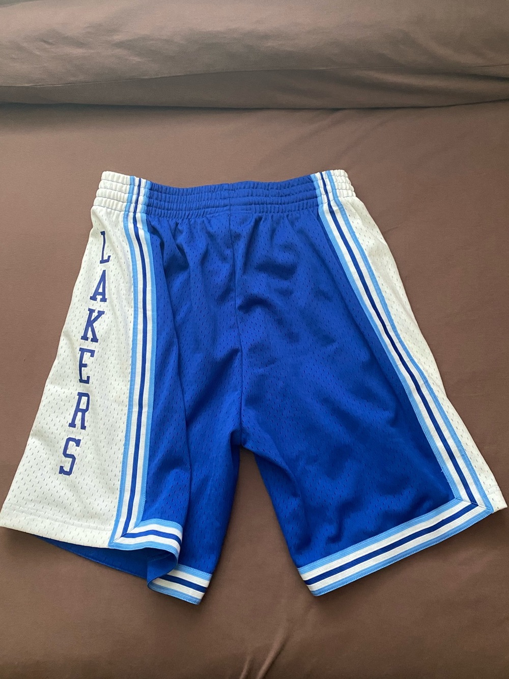 Los Angeles lakers Shorts - Picture 2 of 4